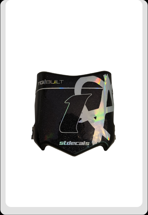 (PRE ORDER) unmanageable motocutz plate+decal